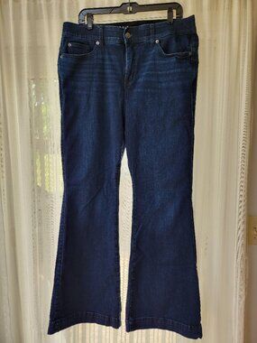 Torrid Bombshell Flare Jeans 16 R